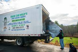 Best Hoarding Cleanup  in Davenport, IA